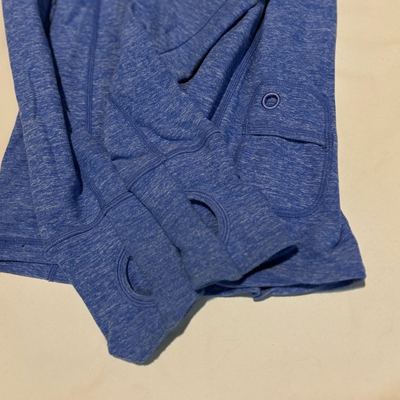 Ivivva by Lululemon size 10 long sleeve - Picture 2 of 5